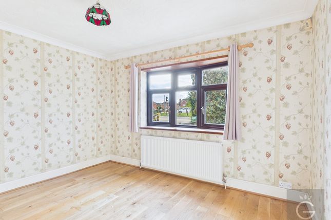 Basingstoke Road, Reading photo 3