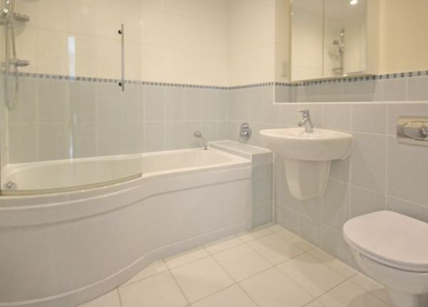 Flat for sale in 44 Lincoln Park, Amersham