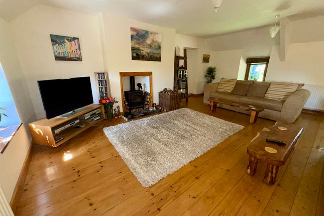 Front Afan, Llanafan photo 2