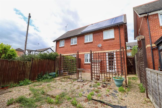 Semi-detached house for sale in Albert Street, Fleet