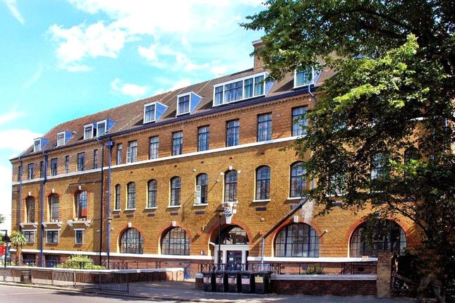 Flat to rent in Academy Apartments, Institute Place, Hackney, London