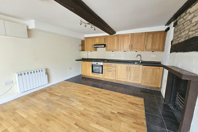 3C, Church Street, Wotton-Under-Edge photo 4