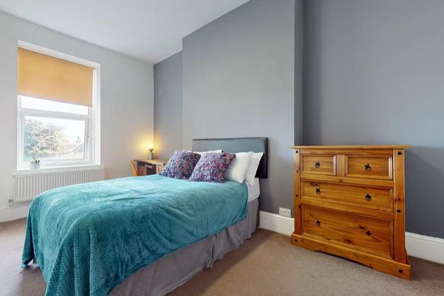 Thumbnail Flat to rent in Flat 2A, North Friary House, Plymouth