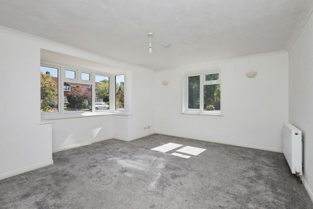 24, The Paddock, East Sussex photo 3
