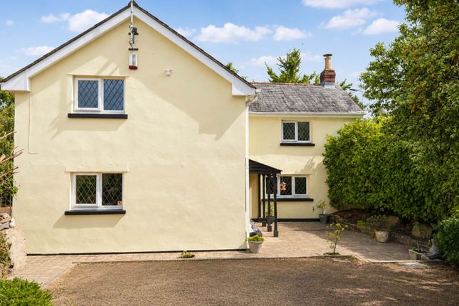3-bed house on Western Lodge, Roundswell, Barnstaple, £1,450/mo