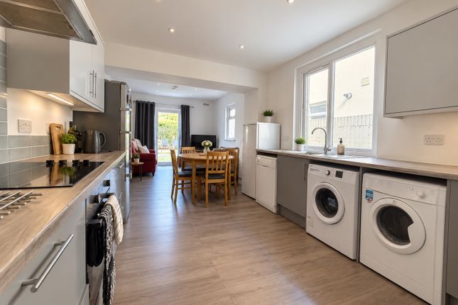 5-bed terraced on 95, Malefant Street, Cardiff, £2,875/mo