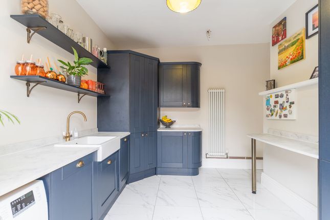 7 Risca Road, Newport photo 4