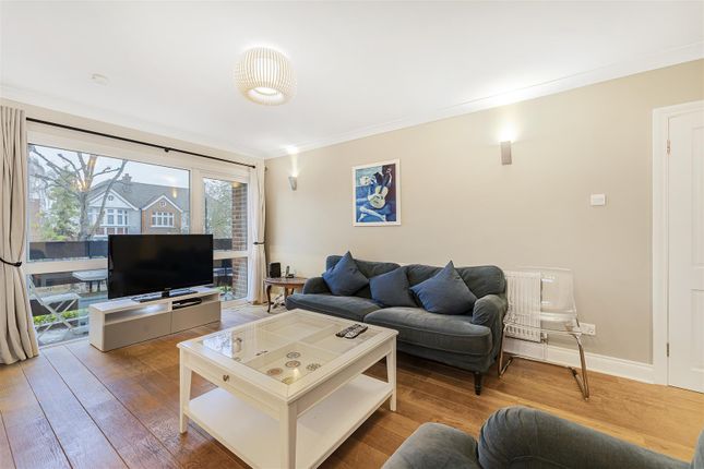 ParkView Road, London photo 4