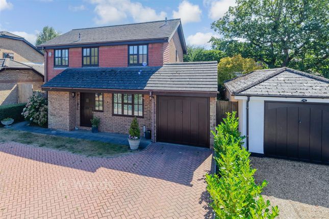 4, Mill Lane, Chatham photo 2