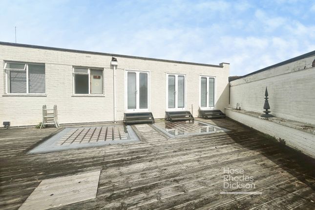 57A,, High Street, Isle of Wight photo 2