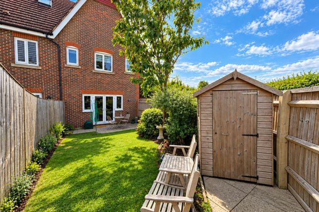1 Lightcroft Cottages, Eastbrook Way, Hemel Hempstead photo 4