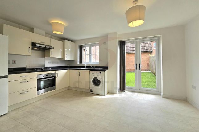 15, Rowan Road, Leicester photo 4
