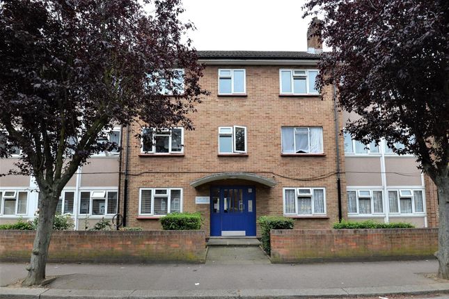 Thumbnail Flat to rent in King Edward Road, Leyton, London