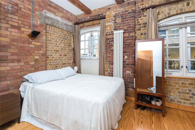 Flat for sale in Maltings Place, London