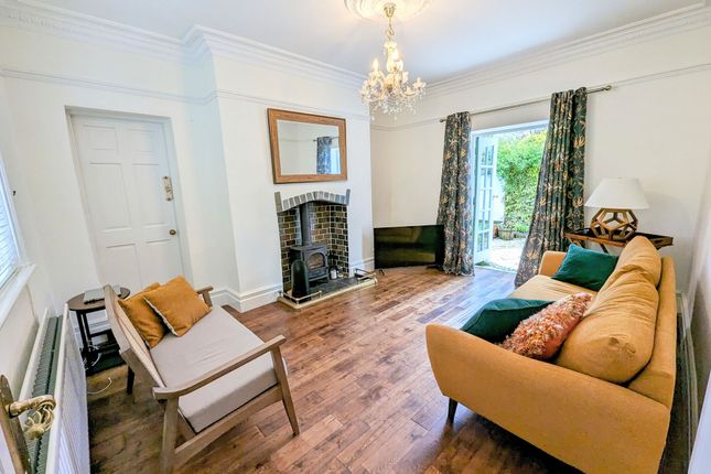 15 Sunderland Road, South Shields photo 2