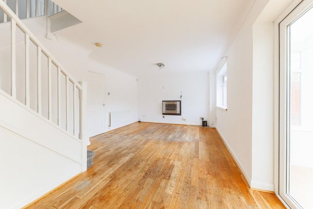 3, Southfields, Dudley photo 4