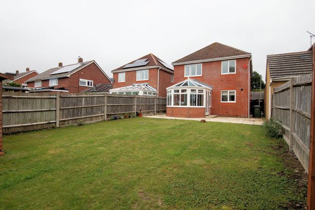 60, Winnham Drive, Fareham photo 4