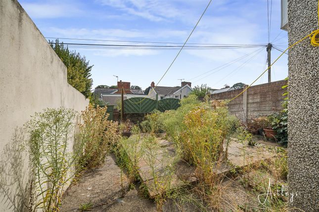 39, Victoria Avenue, Swansea photo 4