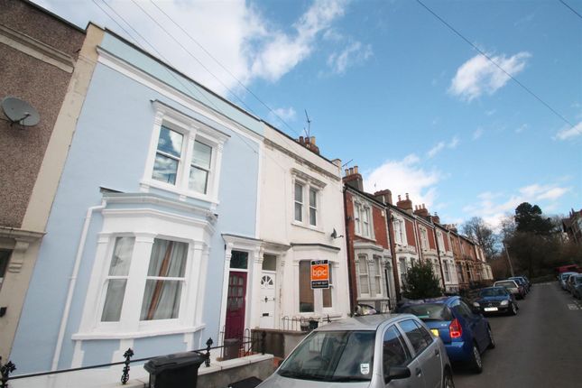 Studio house on Room 4 , 27 Fraser Street, Bristol, £700/mo
