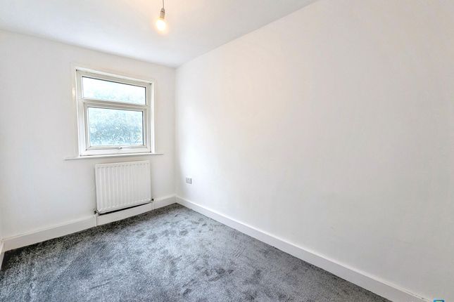 11A, Hope Street, Crook photo 4