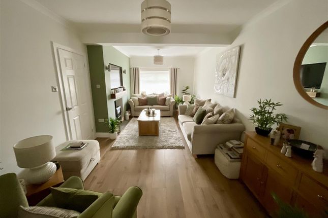 33, Mansel Street, Llanelli photo 4
