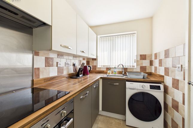 4, Chase Grove, Birmingham photo 4