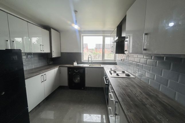 156, BIRMINGHAM photo 4