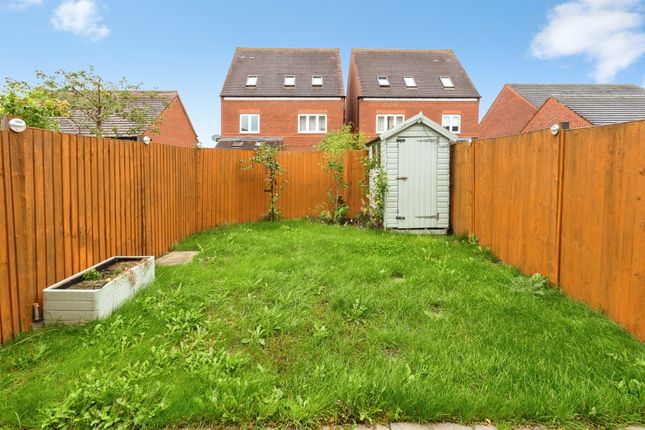 18, Holden Park, Stafford photo 4