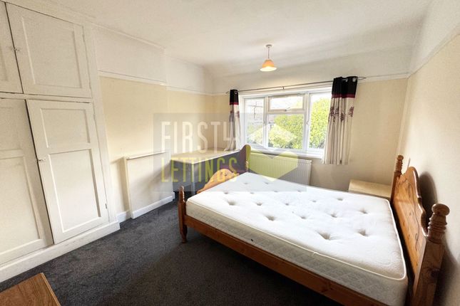 Gainsborough Road, Leicester photo 4