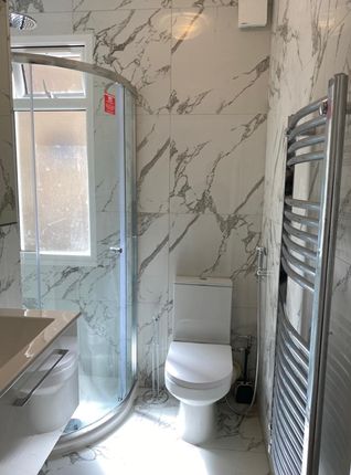 Room 1, 24a, Floyd Road, London photo 5