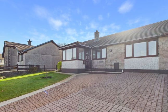 2-bed house on 10, Talgos Close, Redruth, £300,000