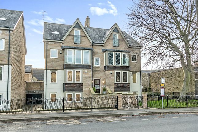 Thumbnail Flat for sale in Queen Parade, Harrogate, North Yorkshire