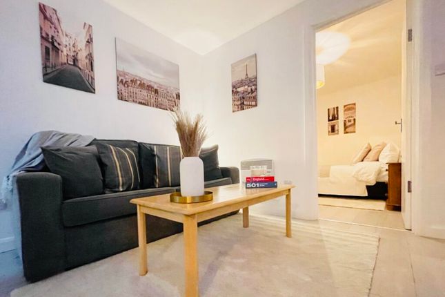 Thumbnail Flat to rent in Station Road, London