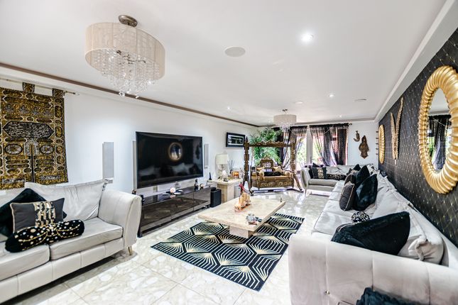 5, Clapham Avenue, Leeds photo 2