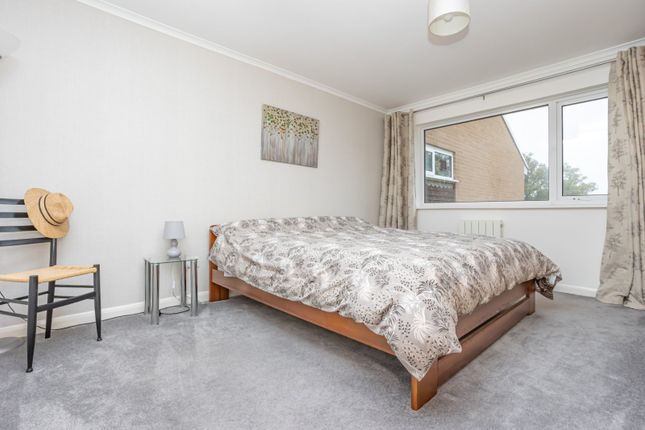 Flat 11, Geoffrey Court, 39, Alpha Road, Kent photo 4