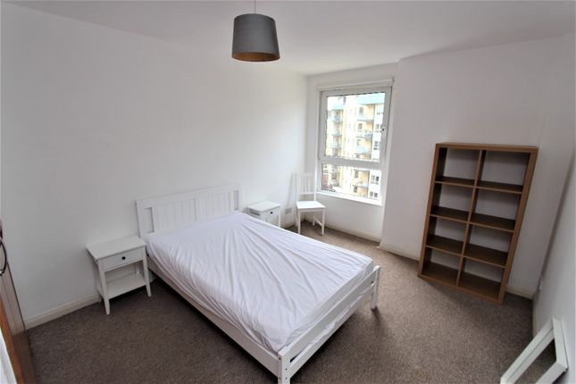 Flat to rent in Portland Gardens, Leith, Edinburgh