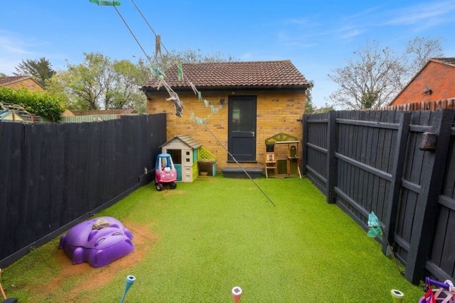 18 Monkswood, Ely photo 4