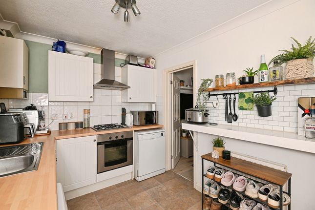 22, The Laurels, Maidstone photo 4