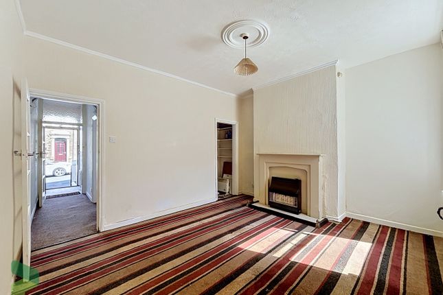 4, London Terrace, Darwen photo 5