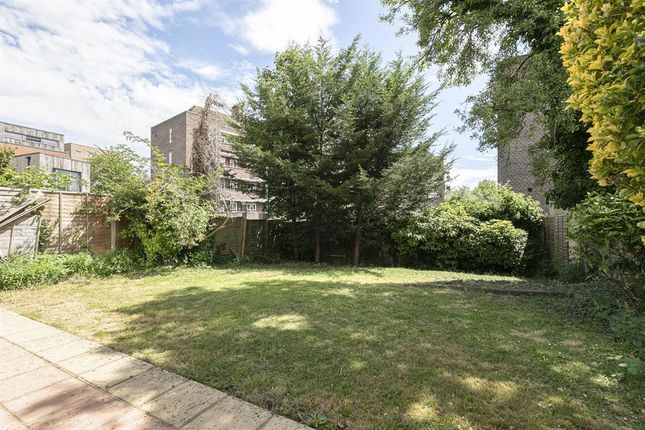 68, Woodberry Grove, London photo 2