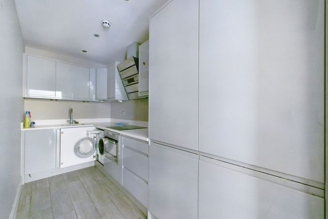 Flat 11, Green Diamond Bartholomew Square, Brighton photo 2