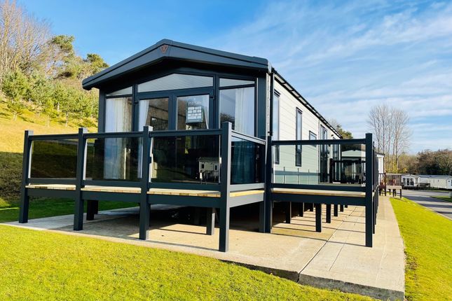 Thumbnail Mobile/park home for sale in Tocketts, Guisborough