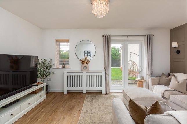 42, Bryn Derwen, Swansea photo 4