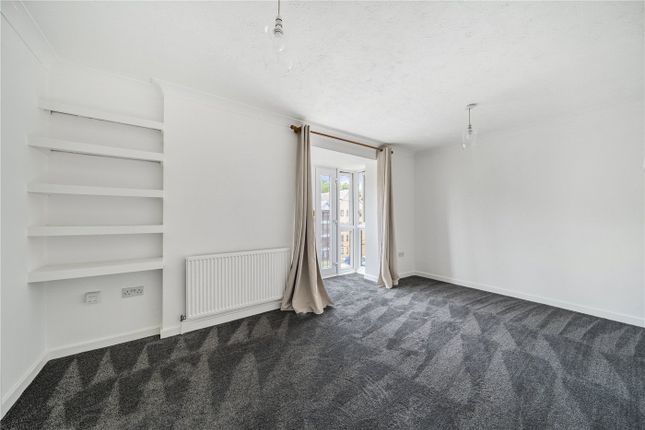 Flat 12,, Jensen House, London photo 3