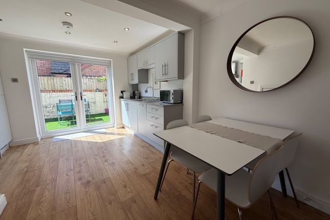 St James Mews,7, Severn Grove, Cardiff photo 4