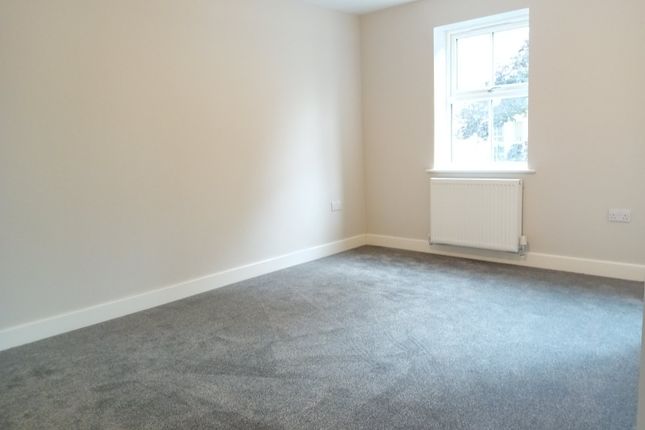 Apartment 3, 21, Cheapside, West Yorkshire photo 3