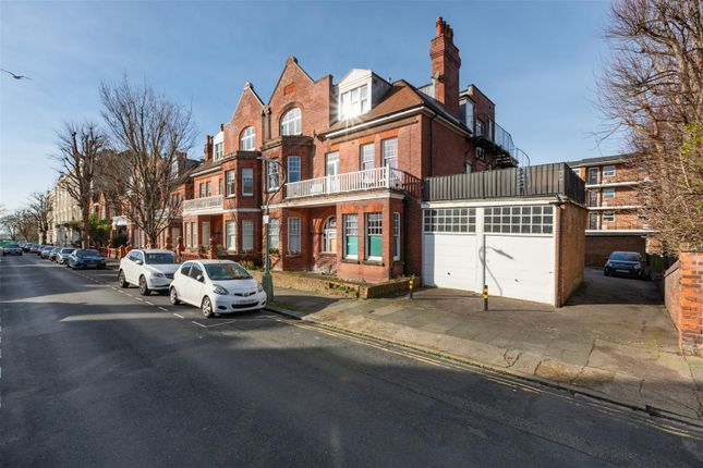Garage 6, 21, Palmeira Avenue, Hove photo 3