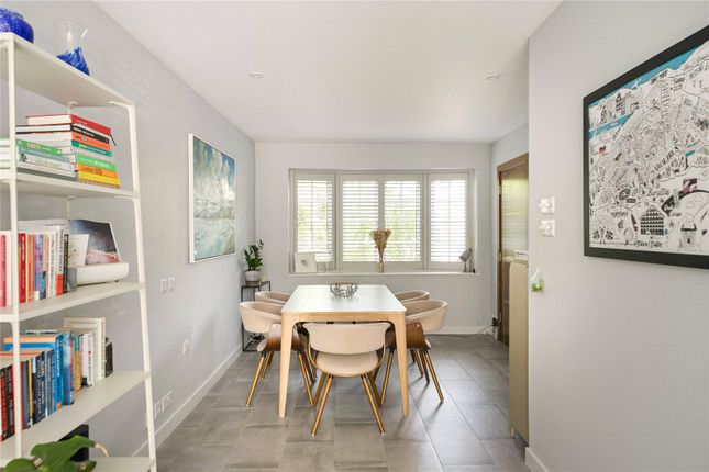 73, Alexandra Road, Surrey photo 4