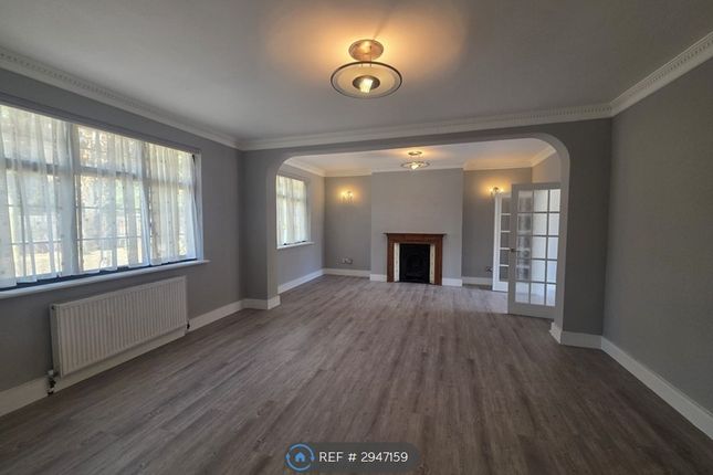 4-bed house on Old Church Lane, Stanmore, £3,350/mo