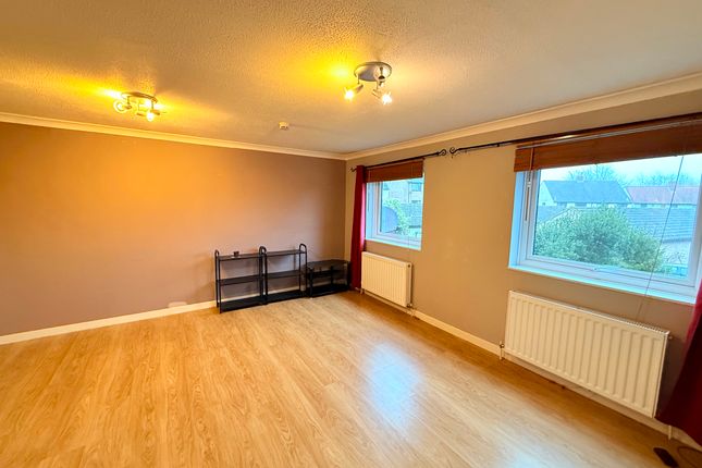 47 Lark Rise, Ipswich photo 2